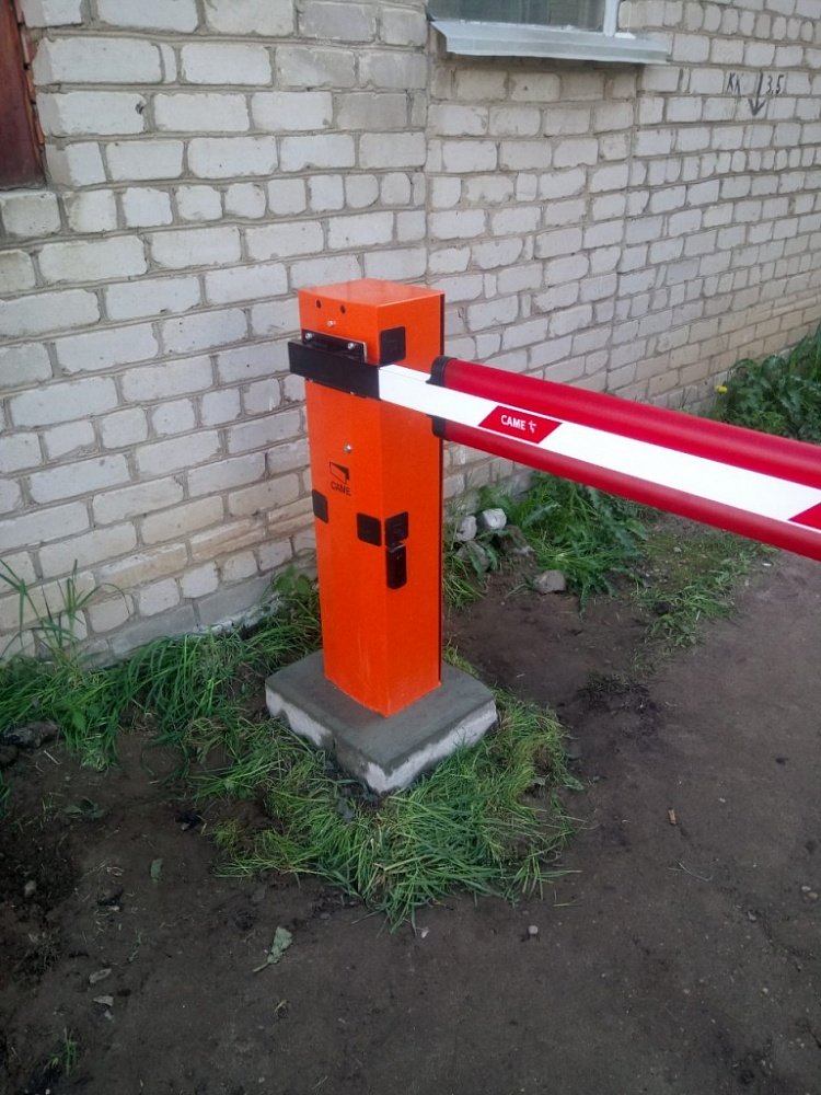 Шлагбаум GARD4000 CAME